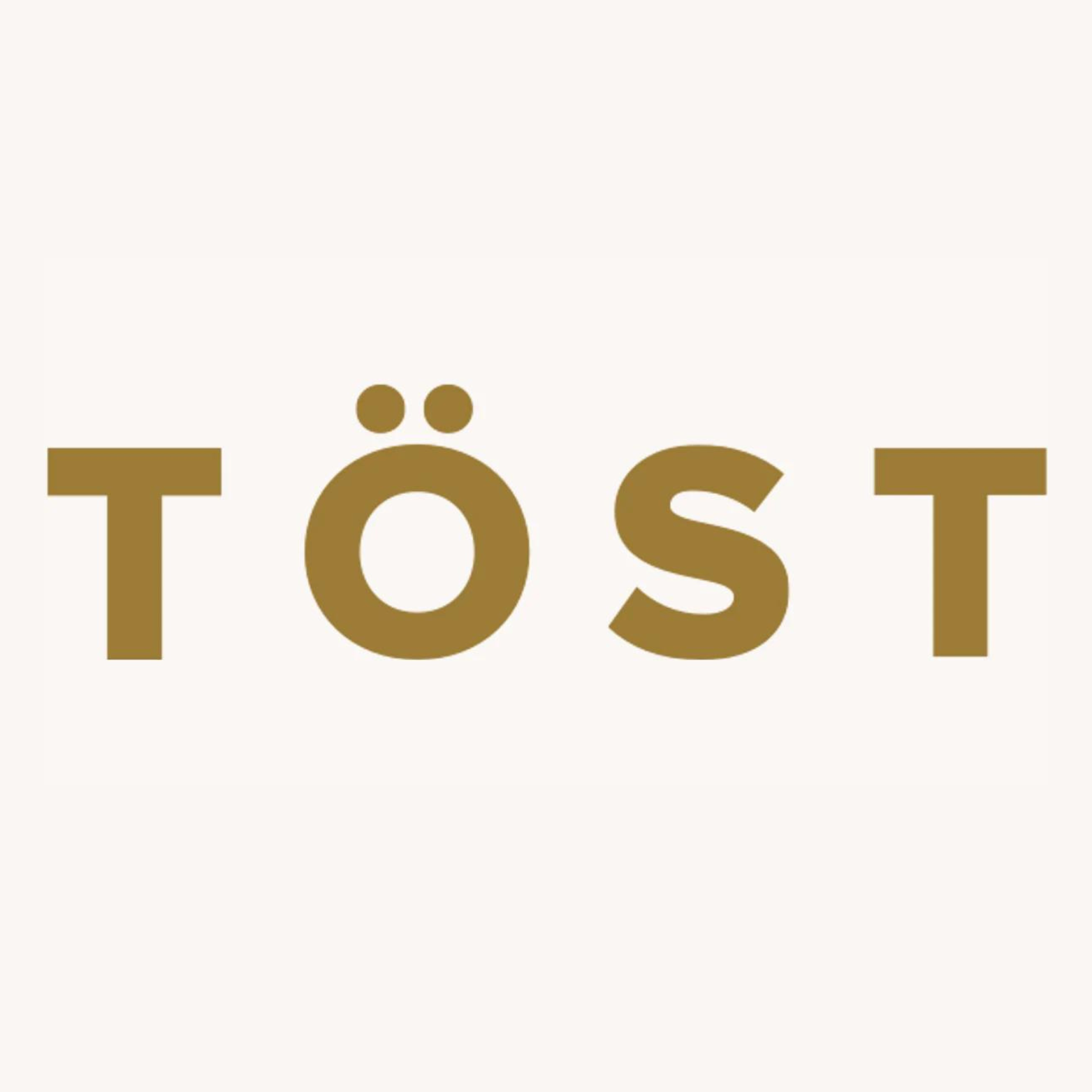 Töst